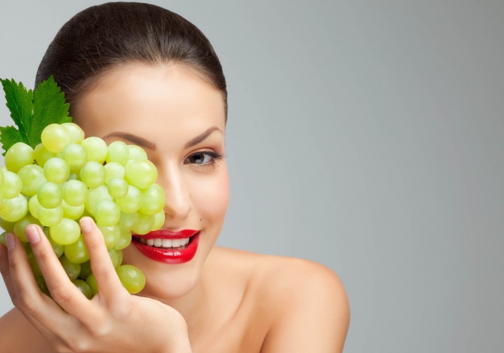 В народной медицине и косметологии используют все части растения, так как каждая из них по-своему уникальна по количеству полезных веществ 